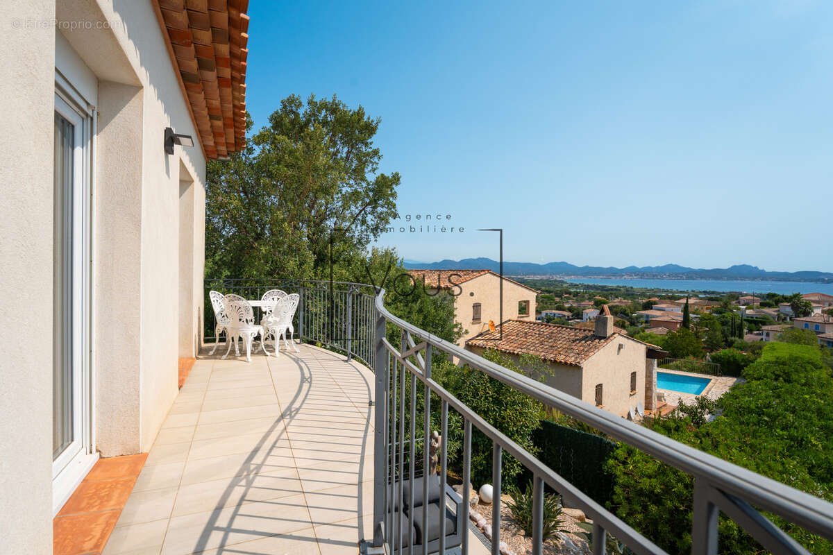 Maison à FREJUS