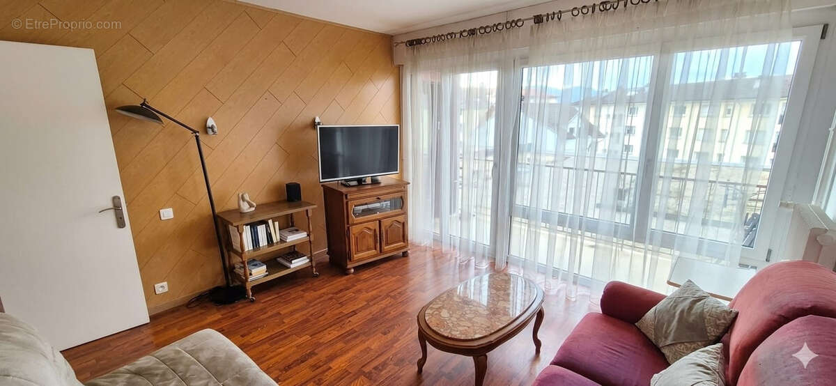 Appartement à MORTEAU