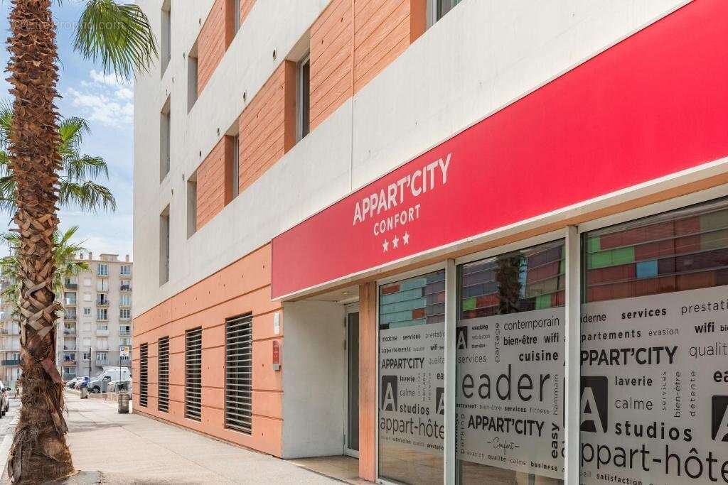 INVESTISSEMENT LOCATIF  Perpignan  Résidence de tourisme Appart'City Confort Perpignan Centre Gare - 7.24% de rentabilité - photo 11