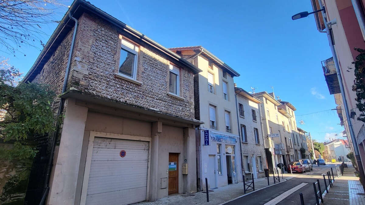 Appartement à BEAUREPAIRE
