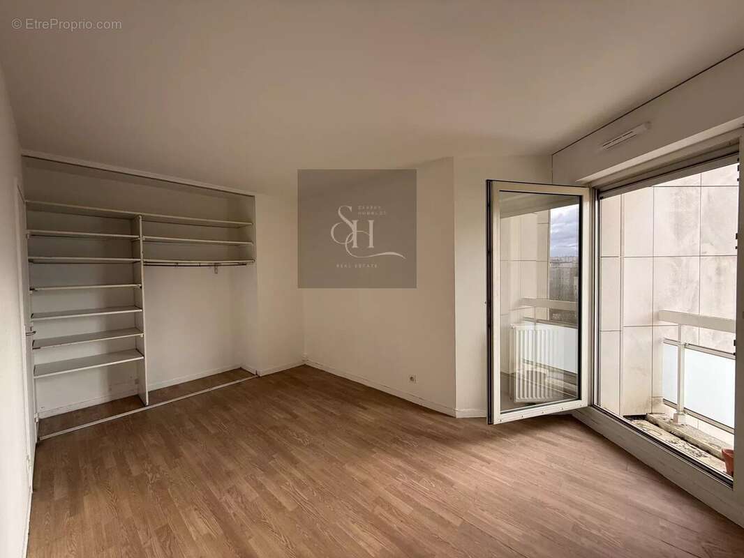 Appartement à SURESNES