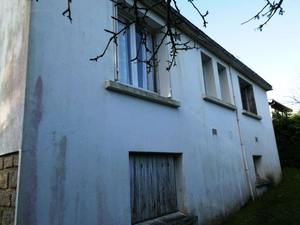 Maison 70 m² à Priziac  - photo 12