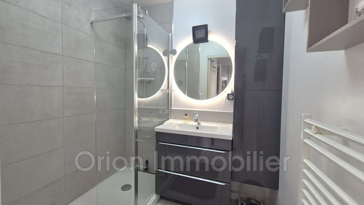 Appartement à MANDELIEU-LA-NAPOULE