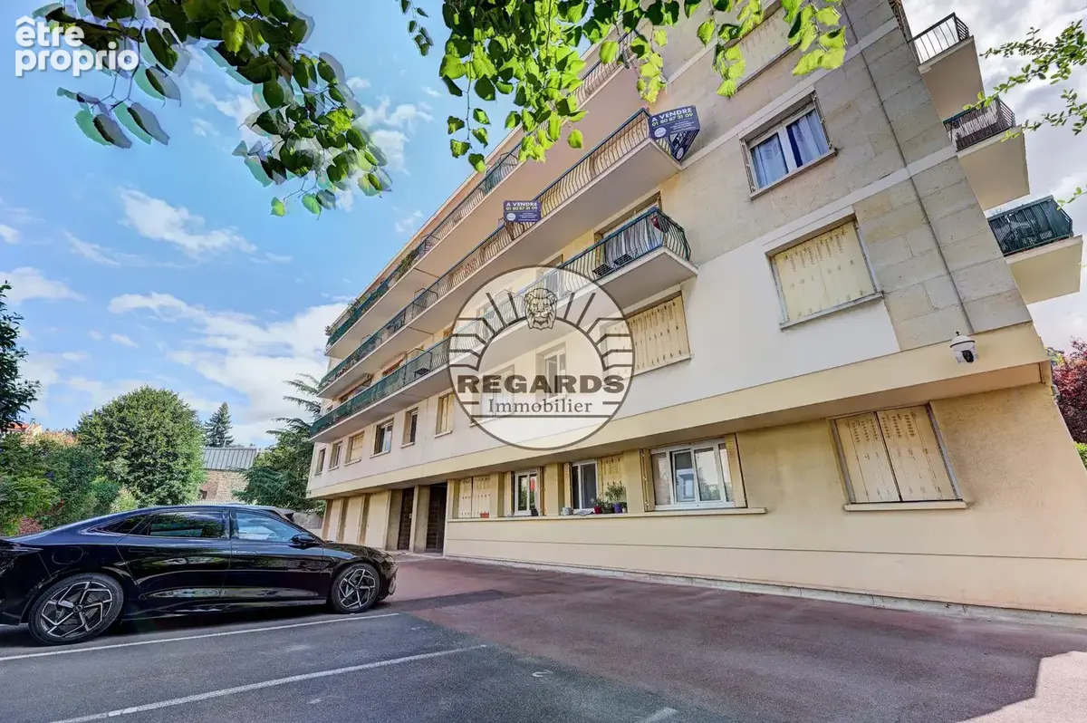 Parking à MONTROUGE