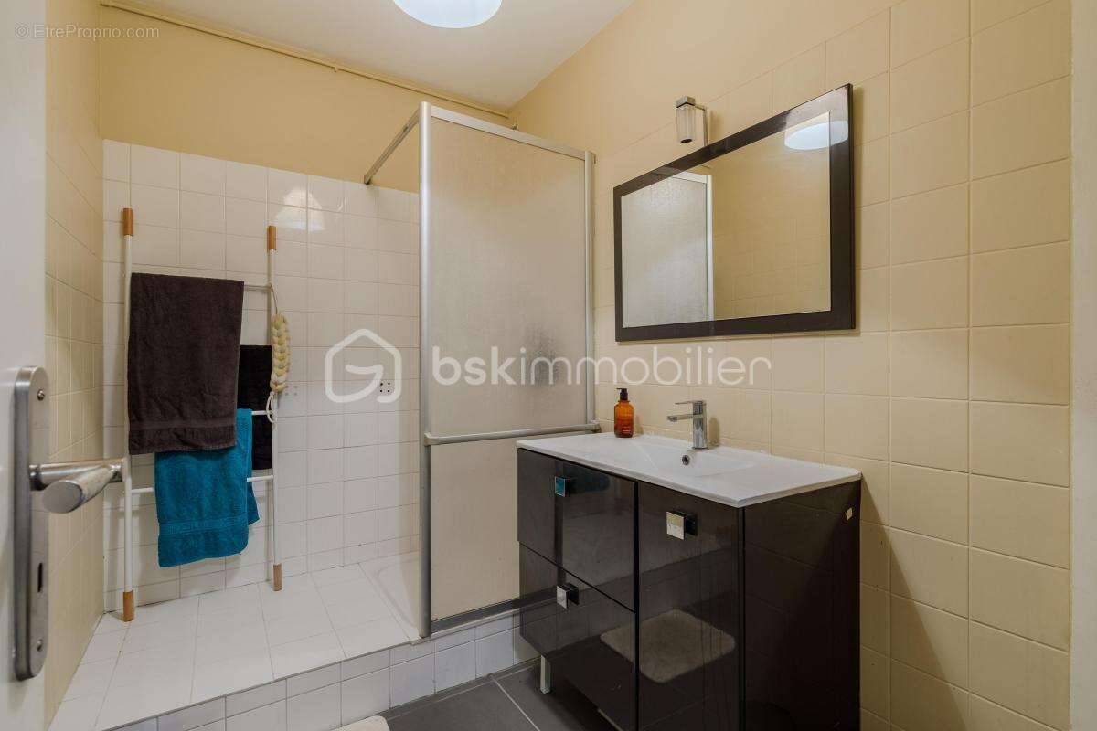 Appartement à LYON-8E