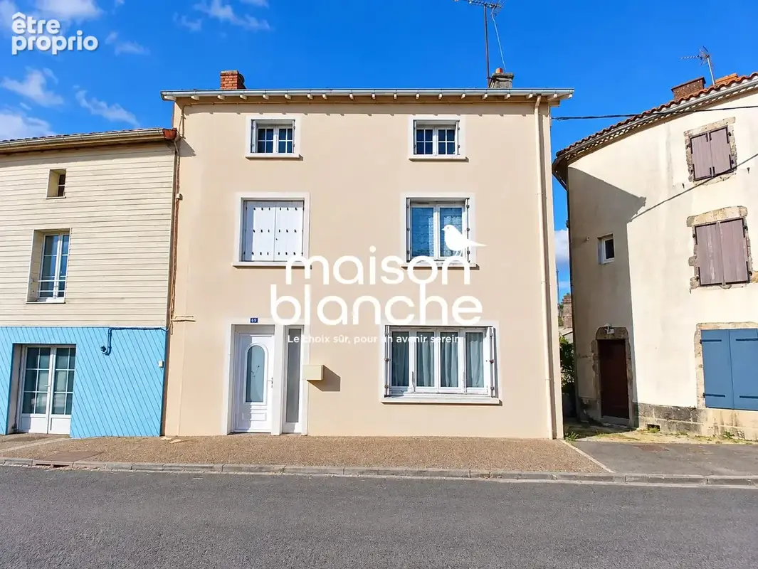 Maison 4 pièces 96 m² à vendre à Thenezay (79390) - photo 2