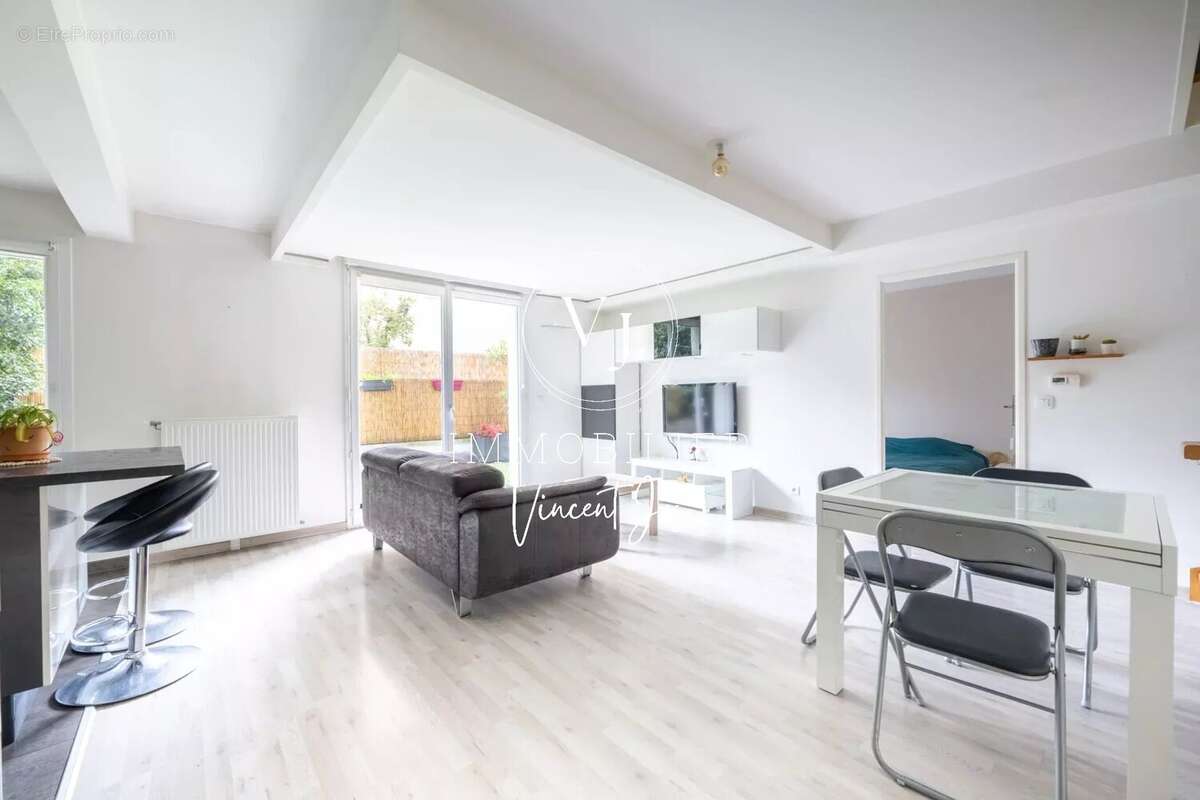 Appartement à BEZONS