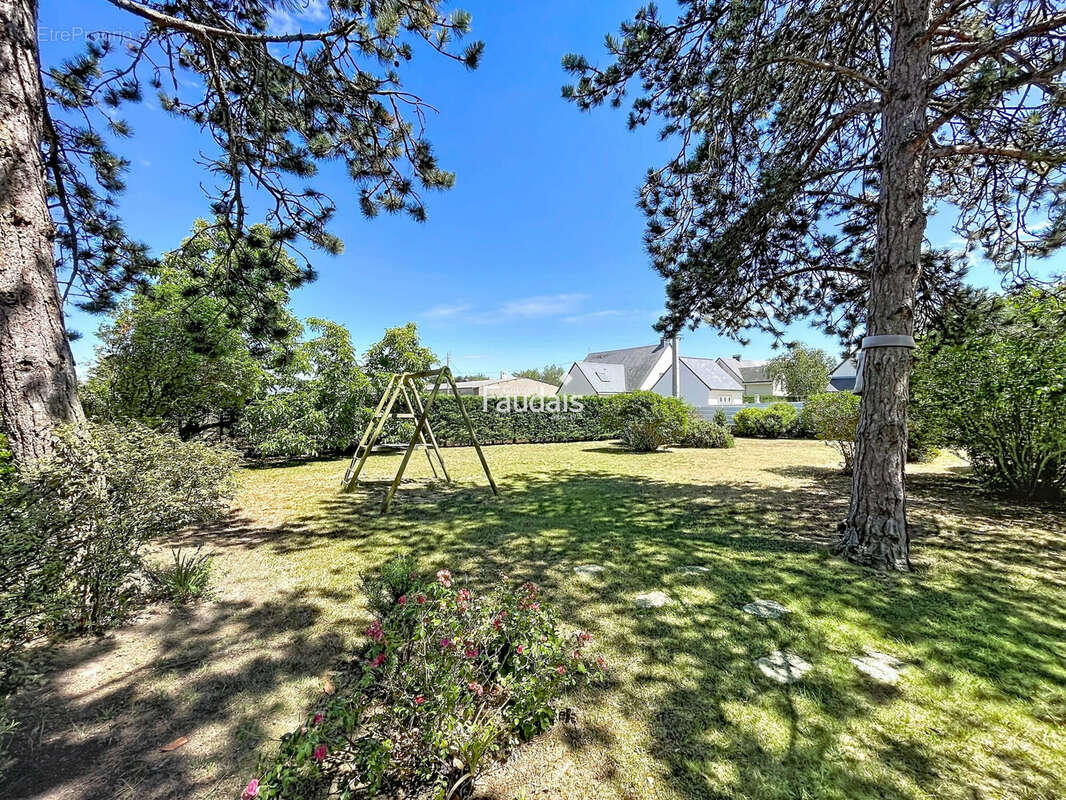Maison 125 m² à Agon-Coutainville  - photo 2