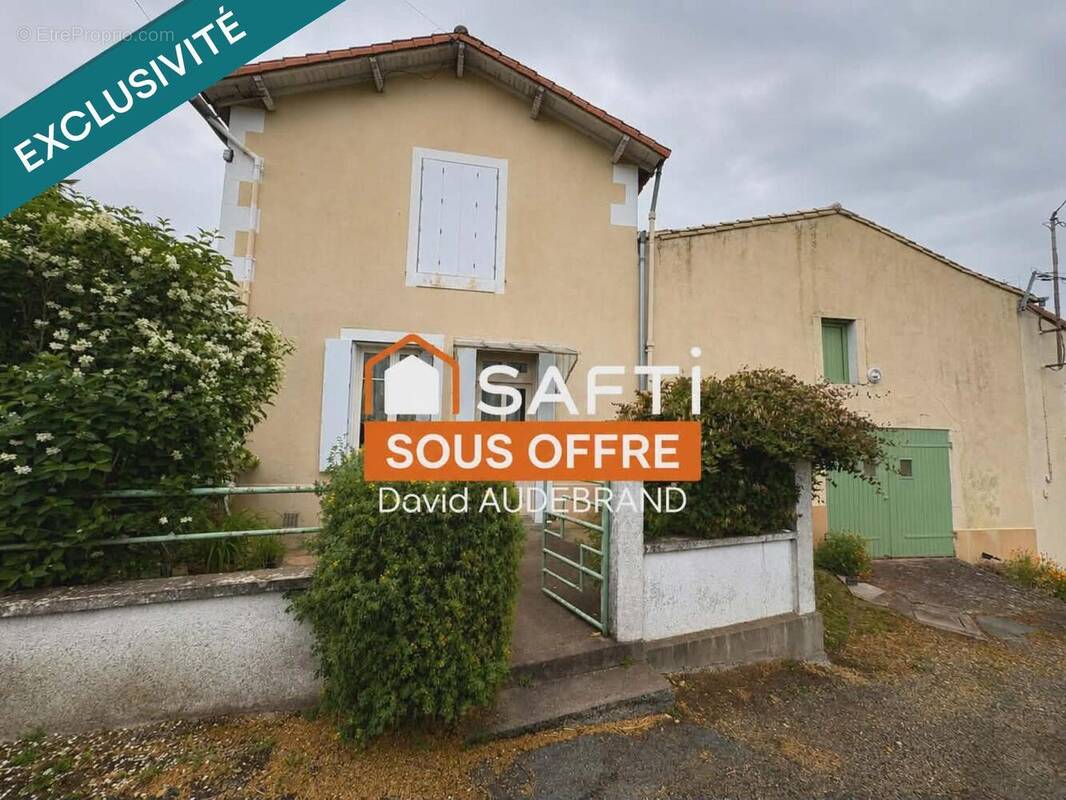 Photo 1 - Maison à PAMPLIE