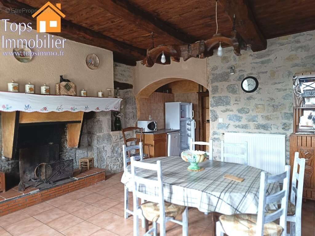 Maison à VILLEFRANCHE-DE-ROUERGUE