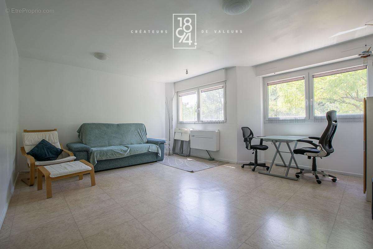 T3 A vendre secteur les  3 lucs avec stationnement - photo 3