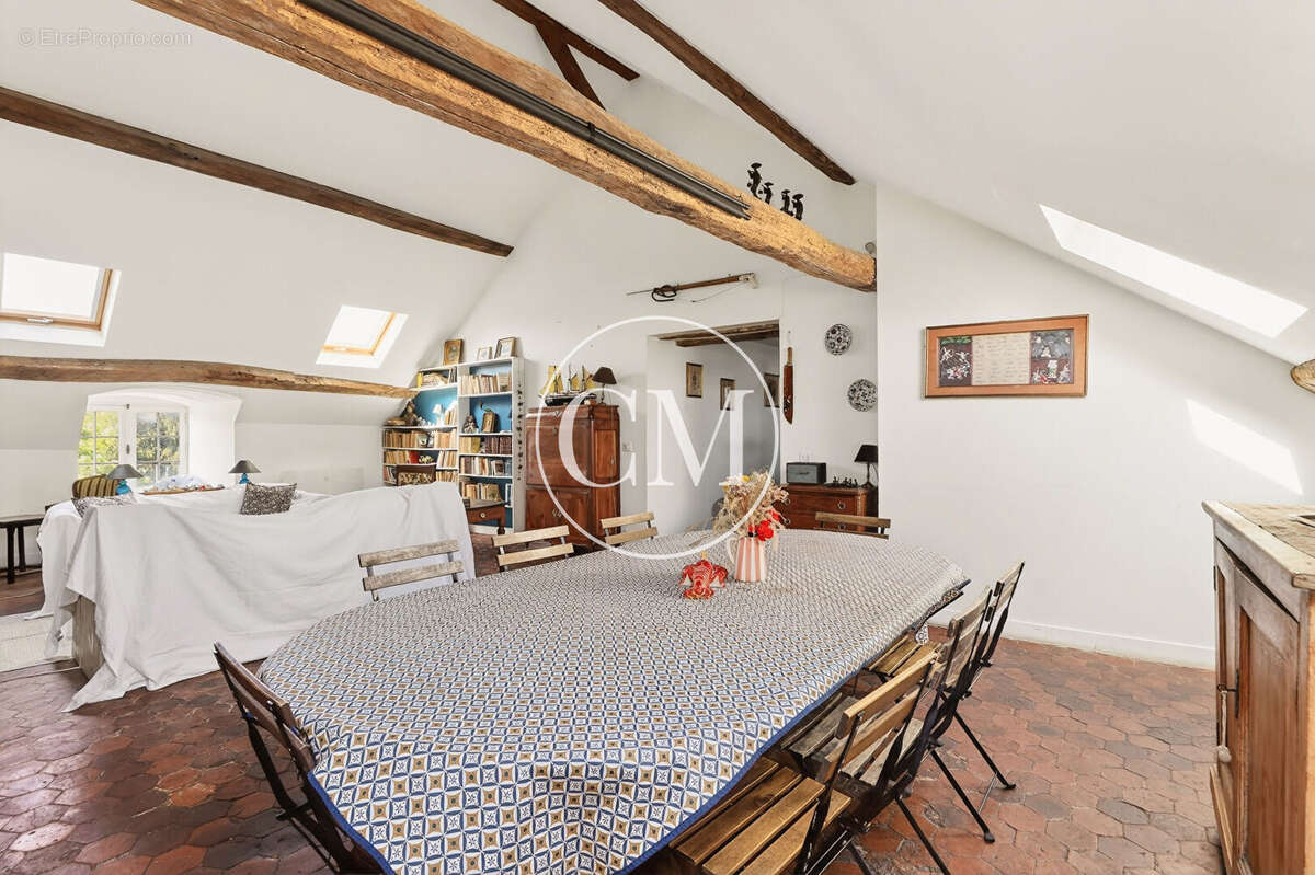 Appartement à VERSAILLES