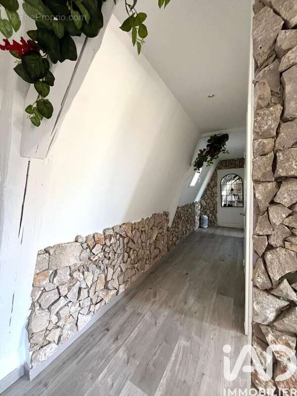 Photo 9 - Appartement à SAINT-CYR-AU-MONT-D'OR