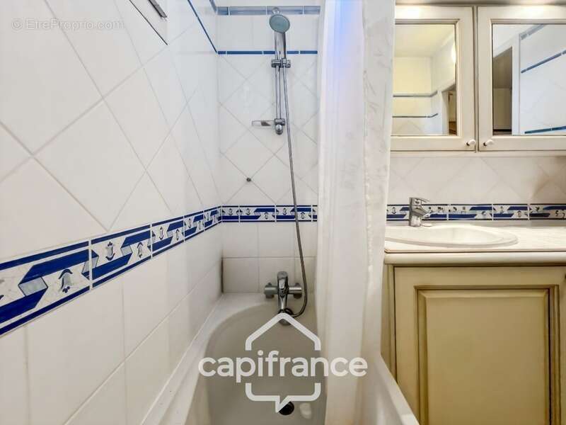 Appartement à MALLEMORT