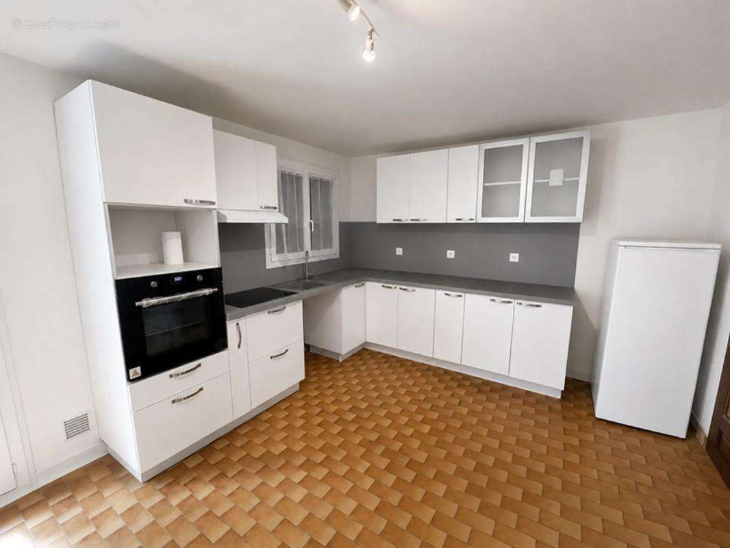 Maison à DAMMARIE-LES-LYS