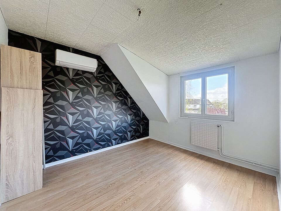 Charmante maison familiale de 101 m² à Saint-Ay - Secteur calme - photo 14