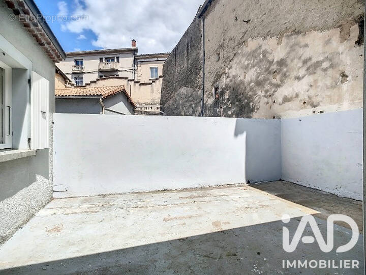 Photo 1 - Appartement à TOURNON-SUR-RHONE