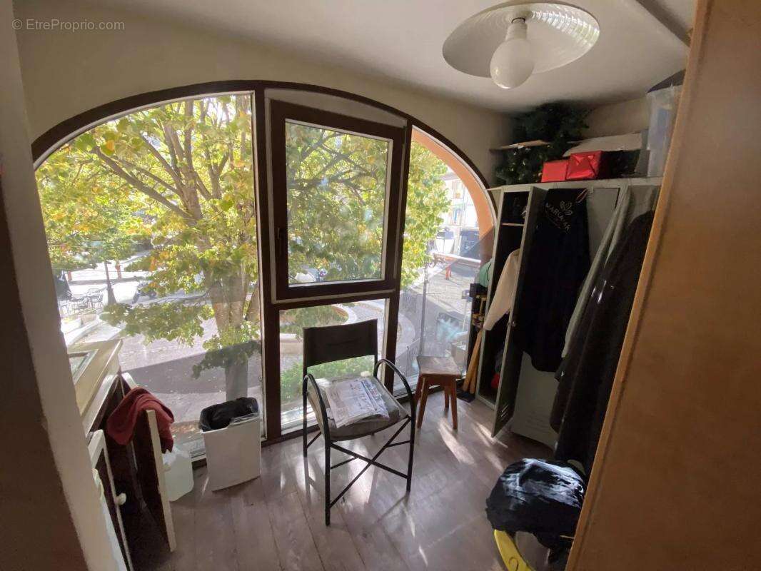 Commerce à BRIANCON