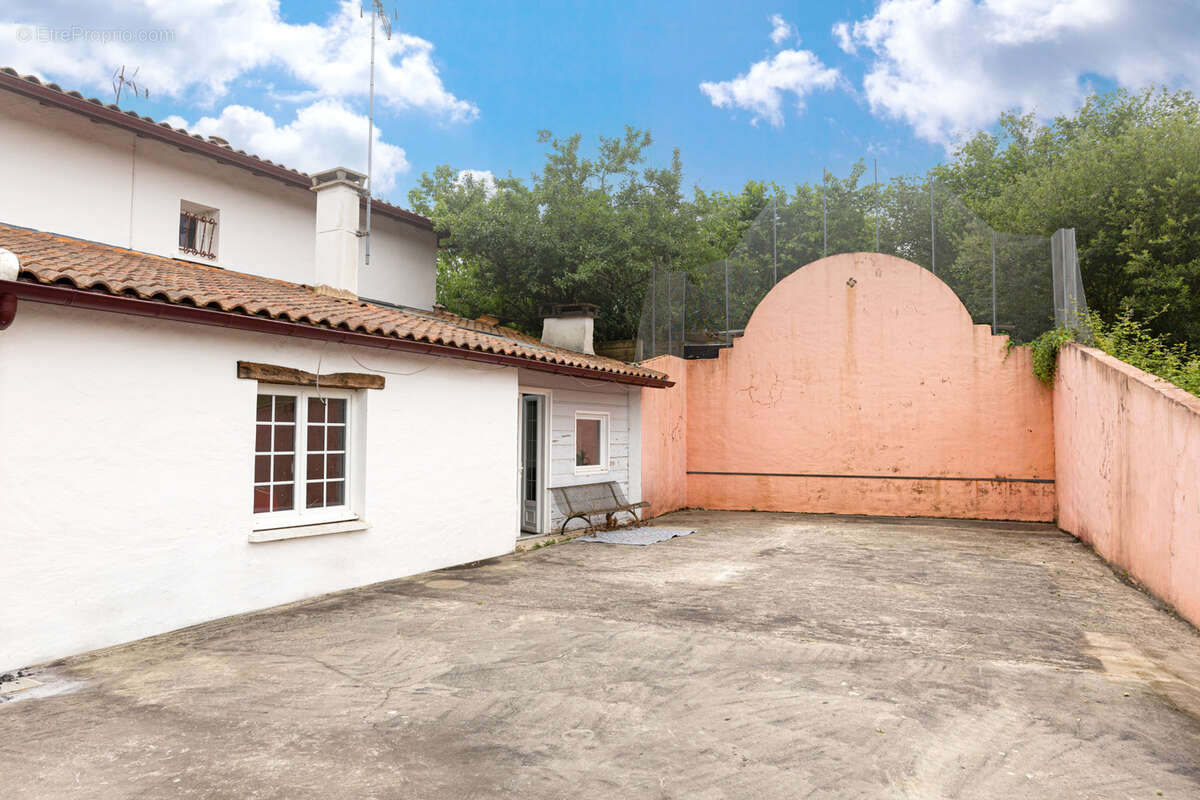 Maison à URRUGNE