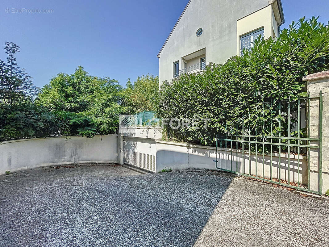 Appartement à LUZARCHES