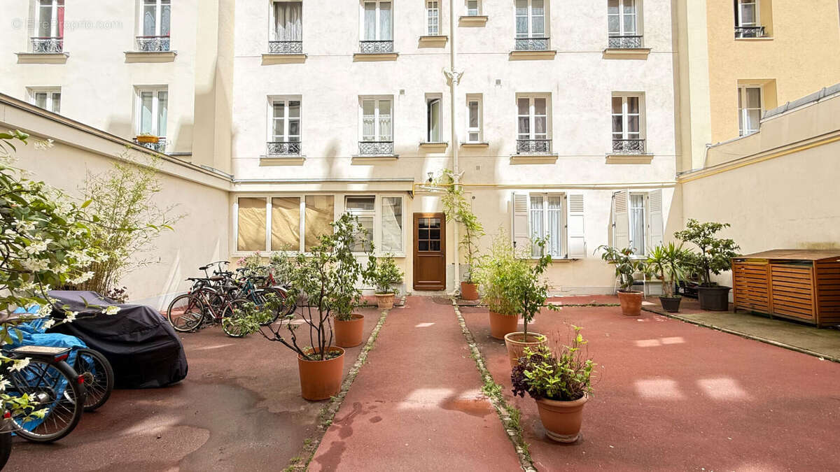 Appartement à PARIS-12E