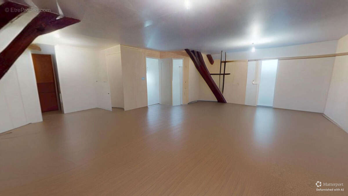 Maison à VARENNES-LES-NARCY