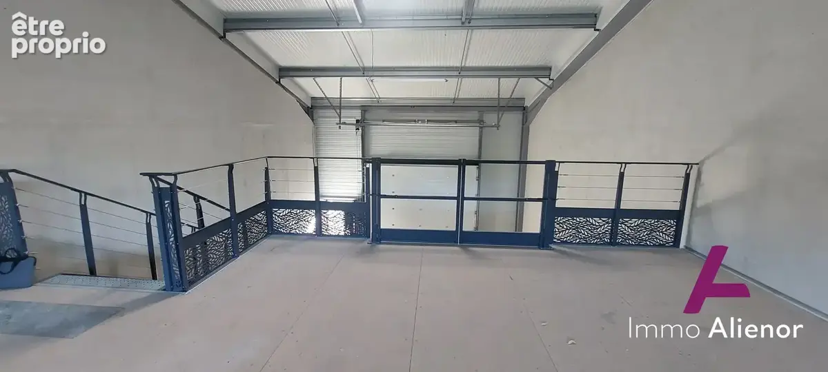 Commerce 160 m² à vendre à Le Teich (33470) - photo 3