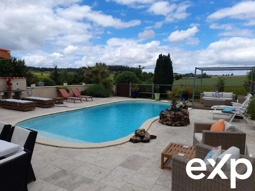 Maison à SAINT-PRIVAT-DES-PRES