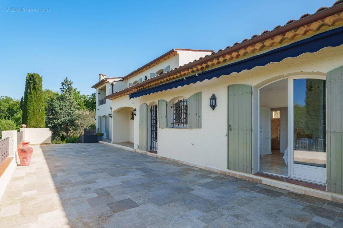 Maison à GRASSE