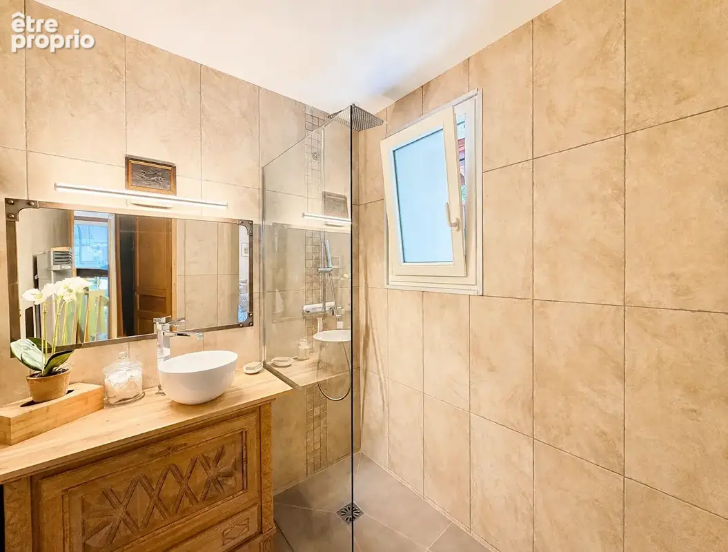 Maison familiale T6 de 166 m² avec piscine - photo 9