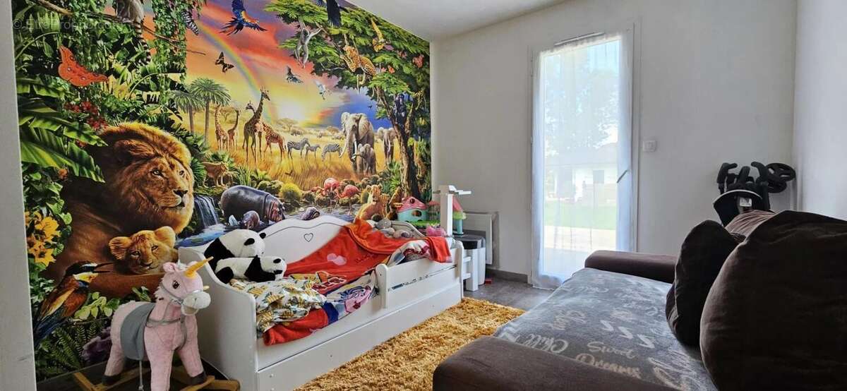 Maison à SAINT-SEURIN-SUR-L&#039;ISLE