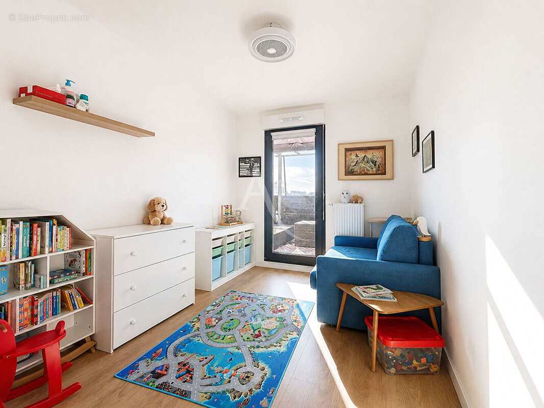 Appartement à COLOMBES