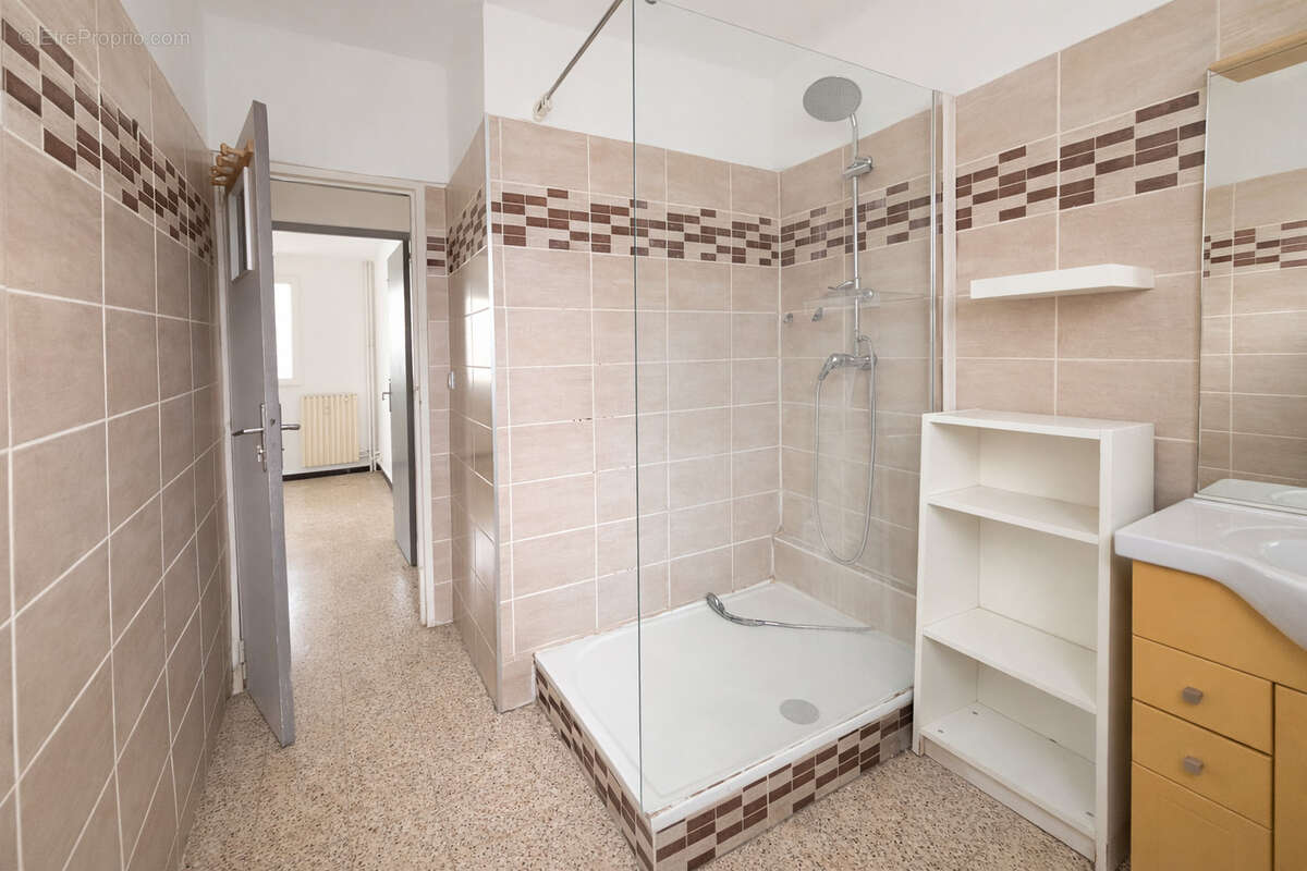 Appartement à LA VALETTE-DU-VAR