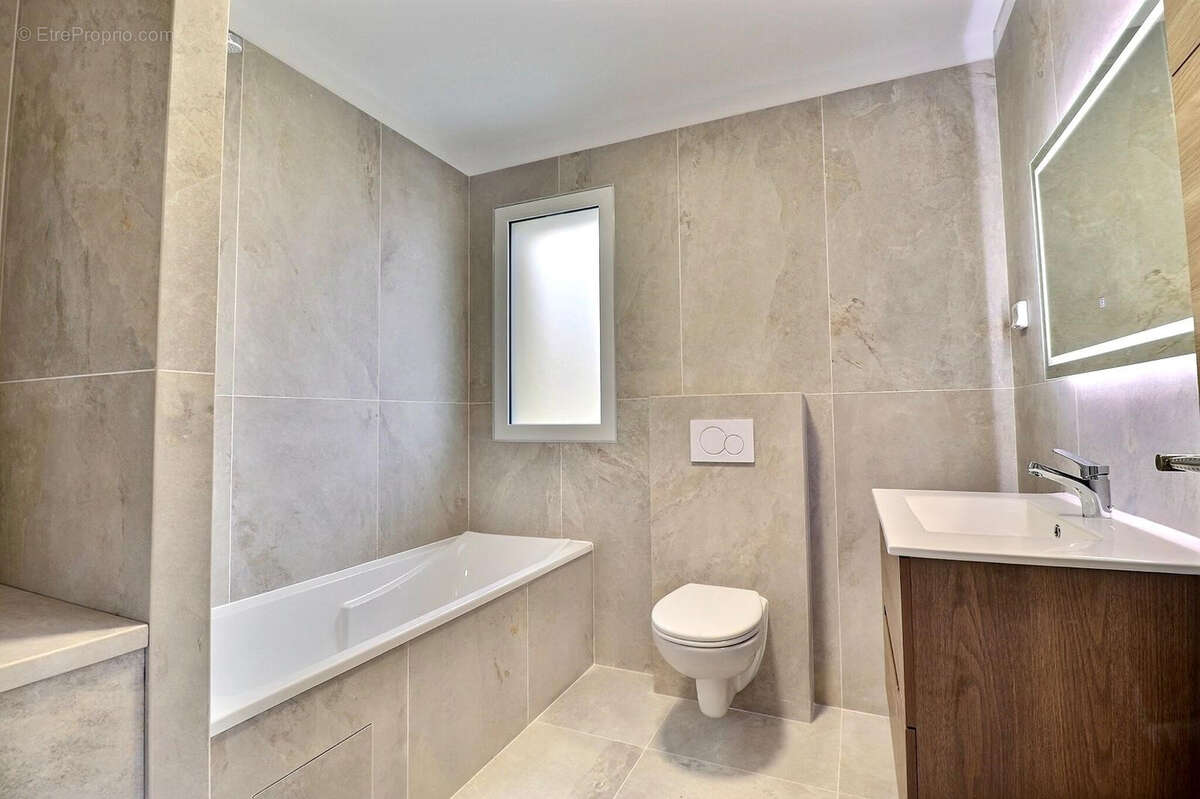 Maison à L'ETANG-LA-VILLE