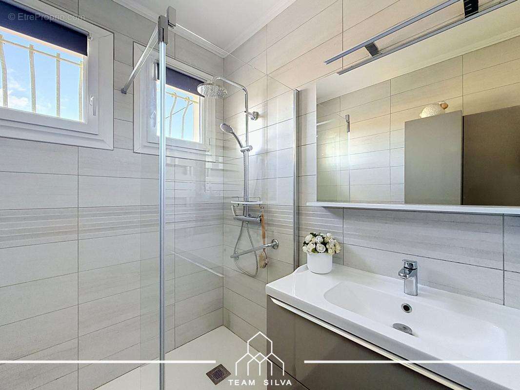 Maison 100 m² à Seyssuel  - photo 12