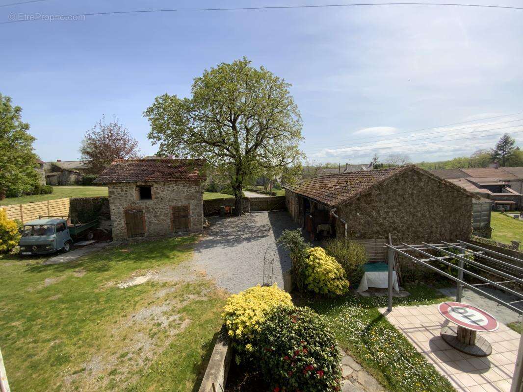 Maison à BESSINES-SUR-GARTEMPE