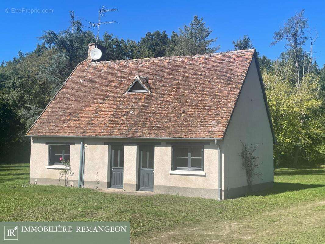 Maison à LAMOTTE-BEUVRON