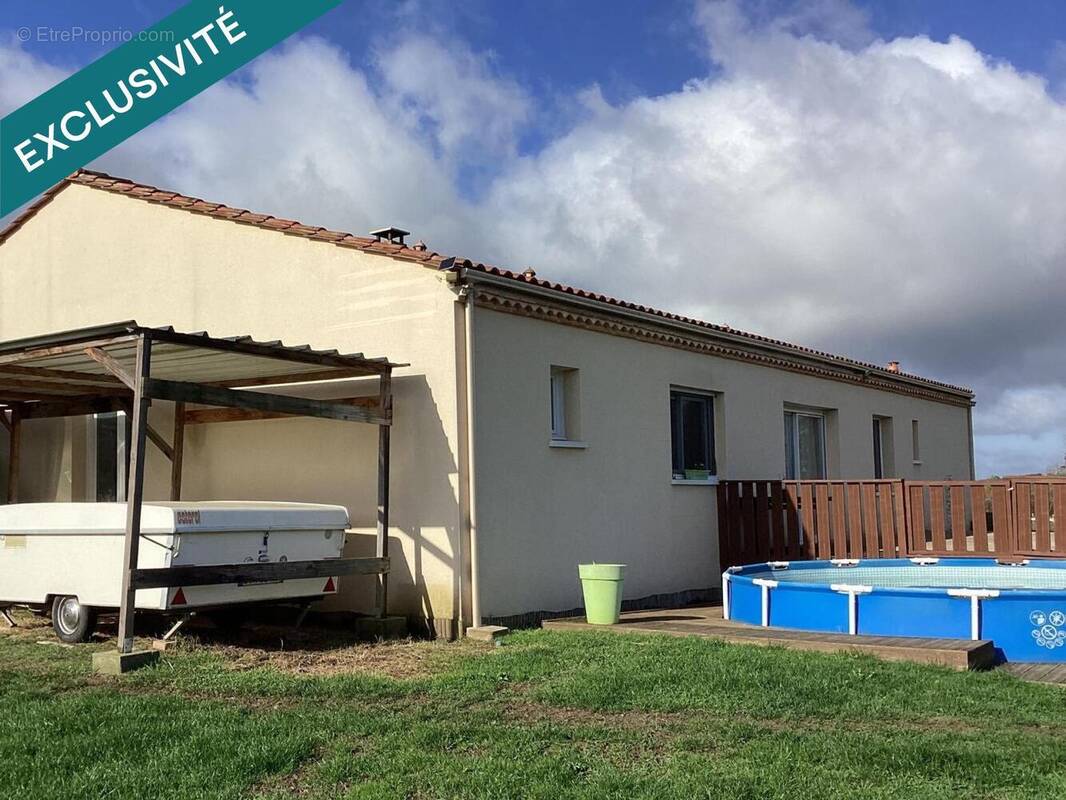 Photo 1 - Maison à VILLEFRANCHE-DE-LONCHAT