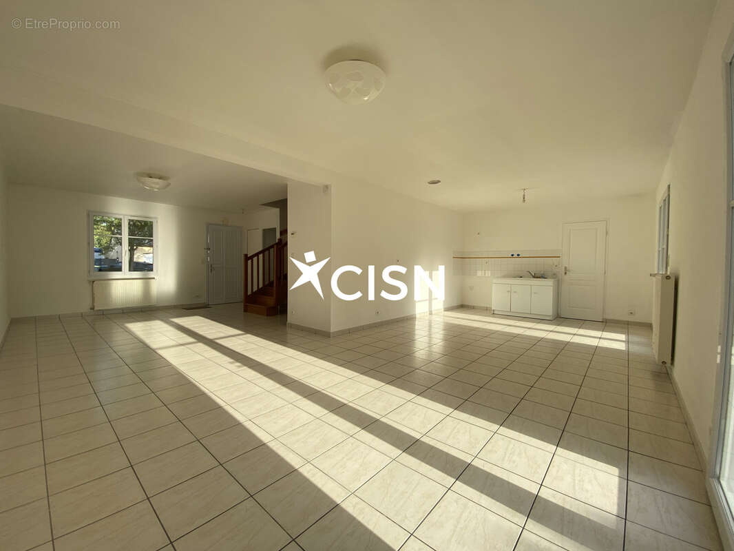 5 pièces 129.8 m2 terrain 340 m2 Maison 5 chambres dont 1 en rdc - photo 7