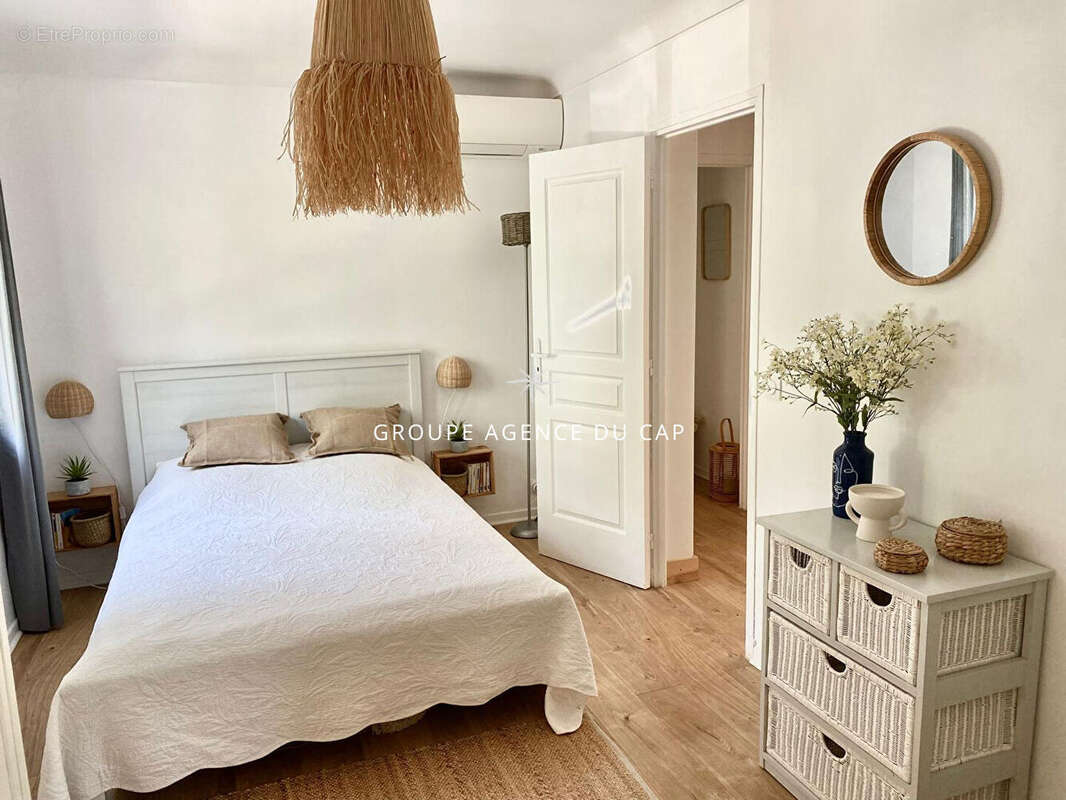 Maison à LES ISSAMBRES