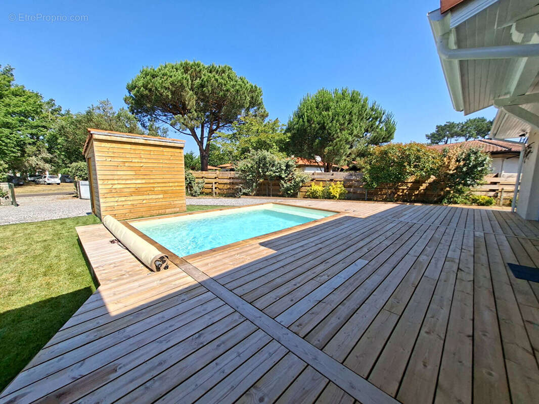 Moliets bourg ! maison entièrement rénovée avec piscine et dépendance - photo 8