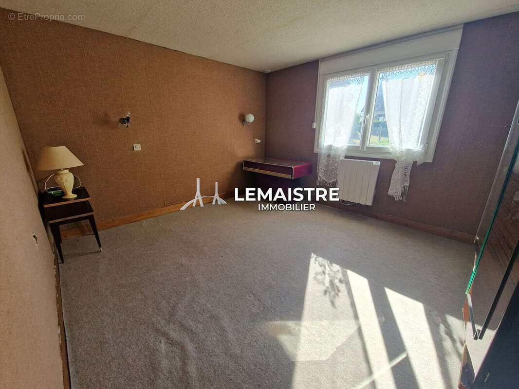 Maison à SANDOUVILLE