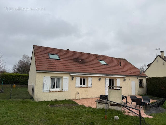 Maison à CROUY-EN-THELLE