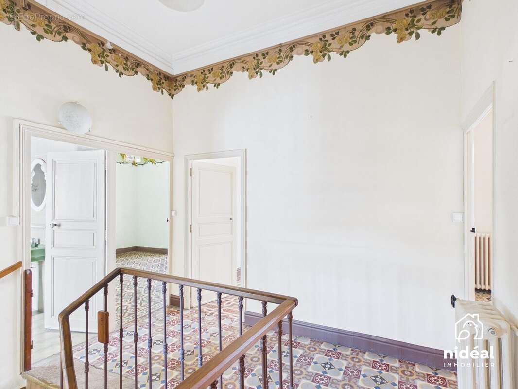 Maison à COMBAS