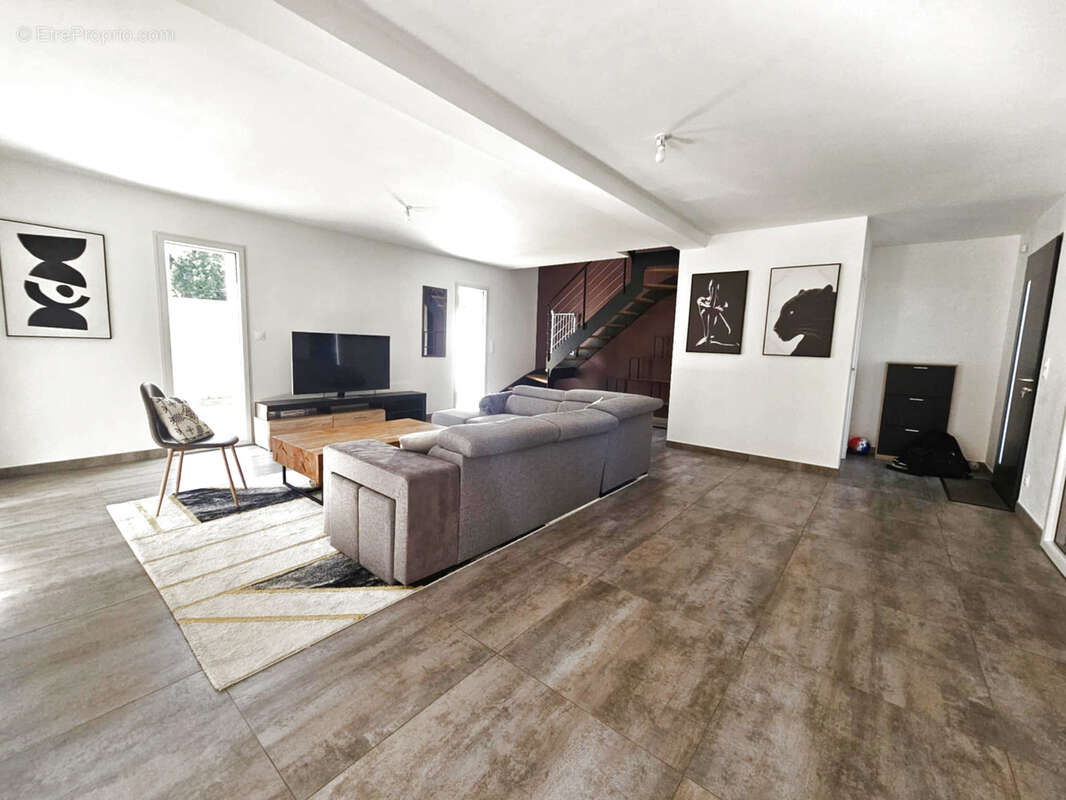 Maison à SAINT-MEDARD-D&#039;AUNIS