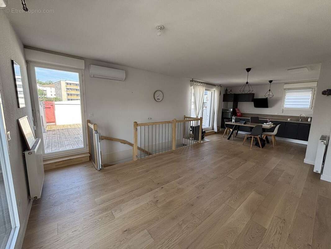 Appartement à COLOMIERS