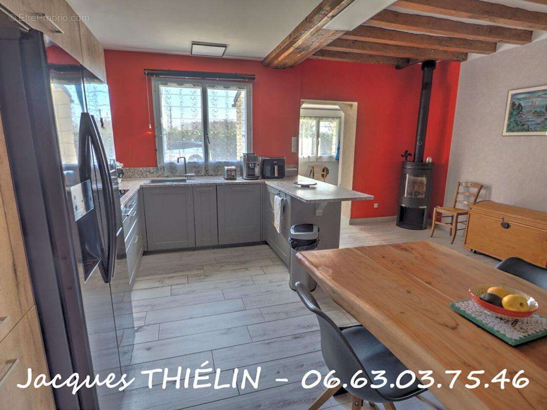 Maison à LONGUE-JUMELLES