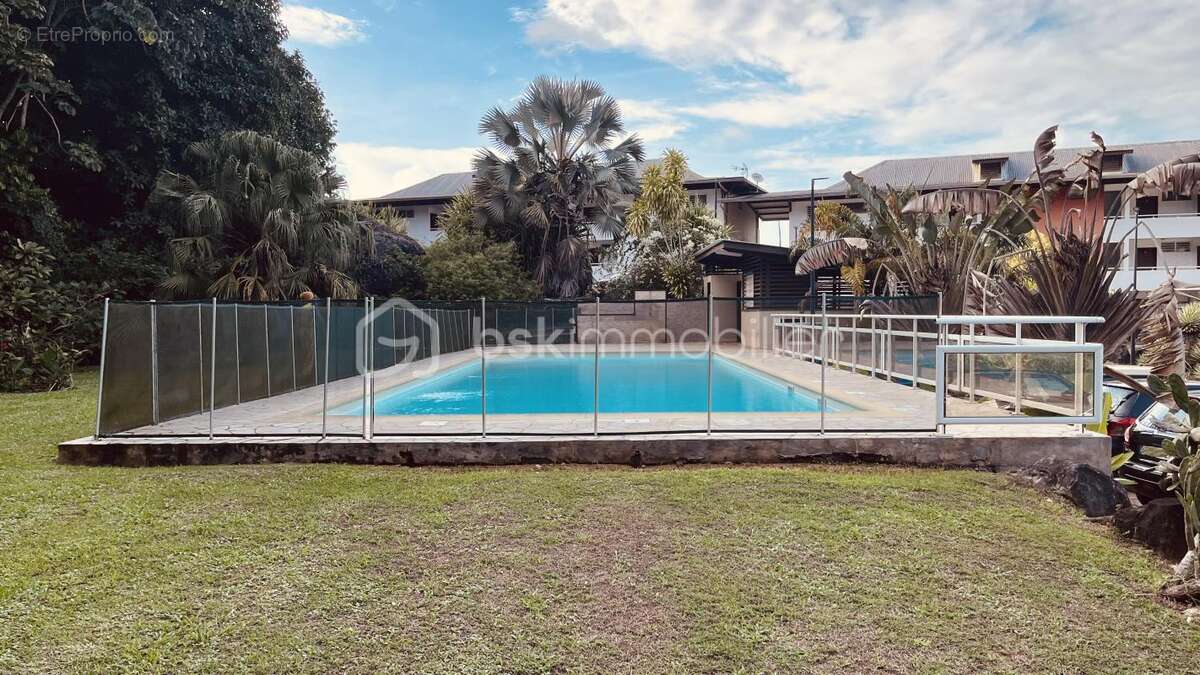 Appartement à REMIRE-MONTJOLY