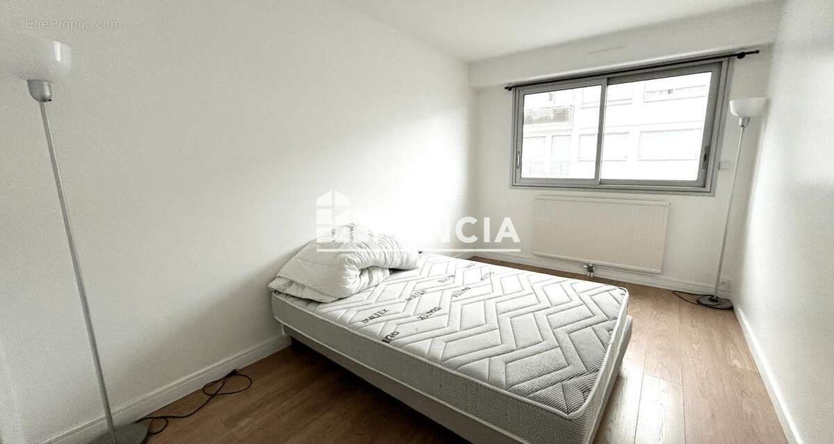 Appartement à PARIS-12E