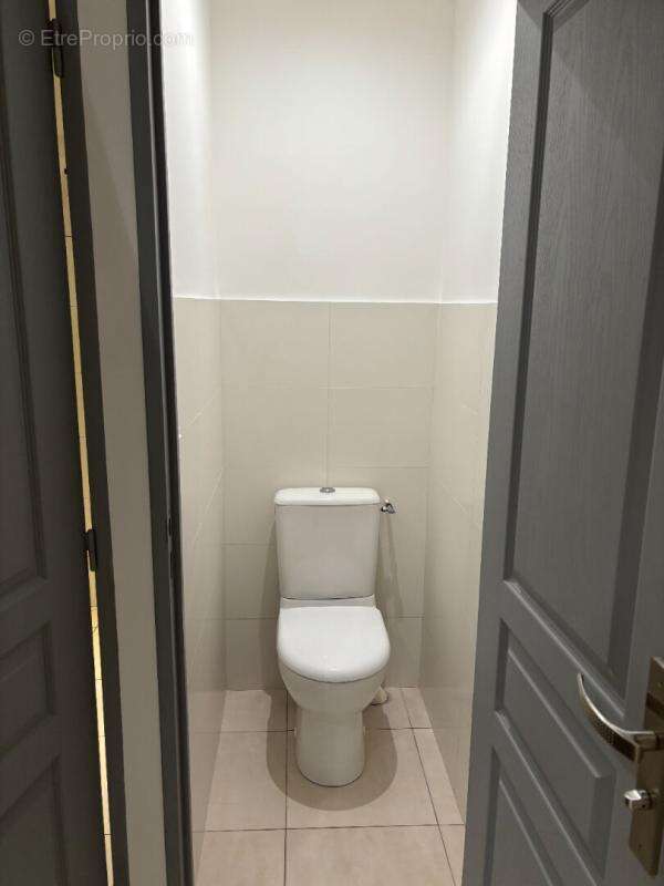 Appartement à LA ROQUEBRUSSANNE